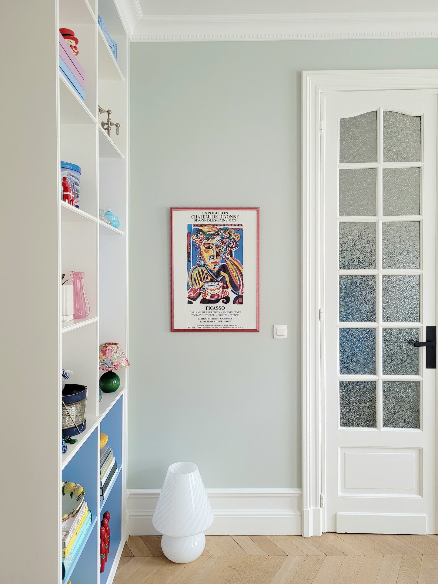 full view of a 1993 art exhibition poster for artists like Picasso, Amanda Watt, Dali, Marie Laurencin, Divonne-les-Bains, France