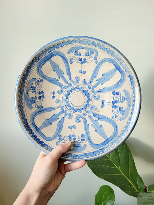 front view of a spanish ceramic wall plate from Valencia in cobalt blue