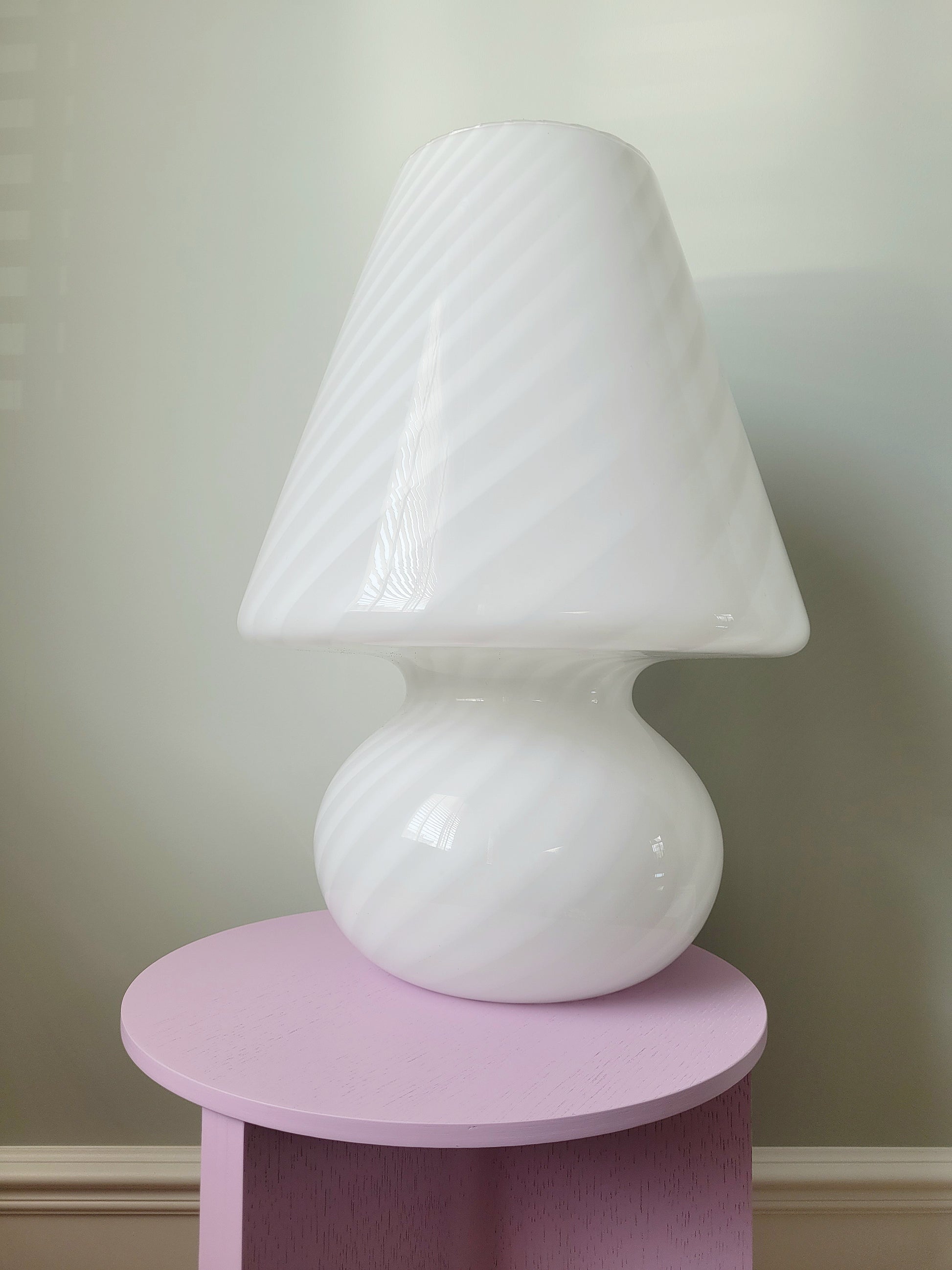 front view of an extra large vintage Murano white swirl mushroom lamp 
