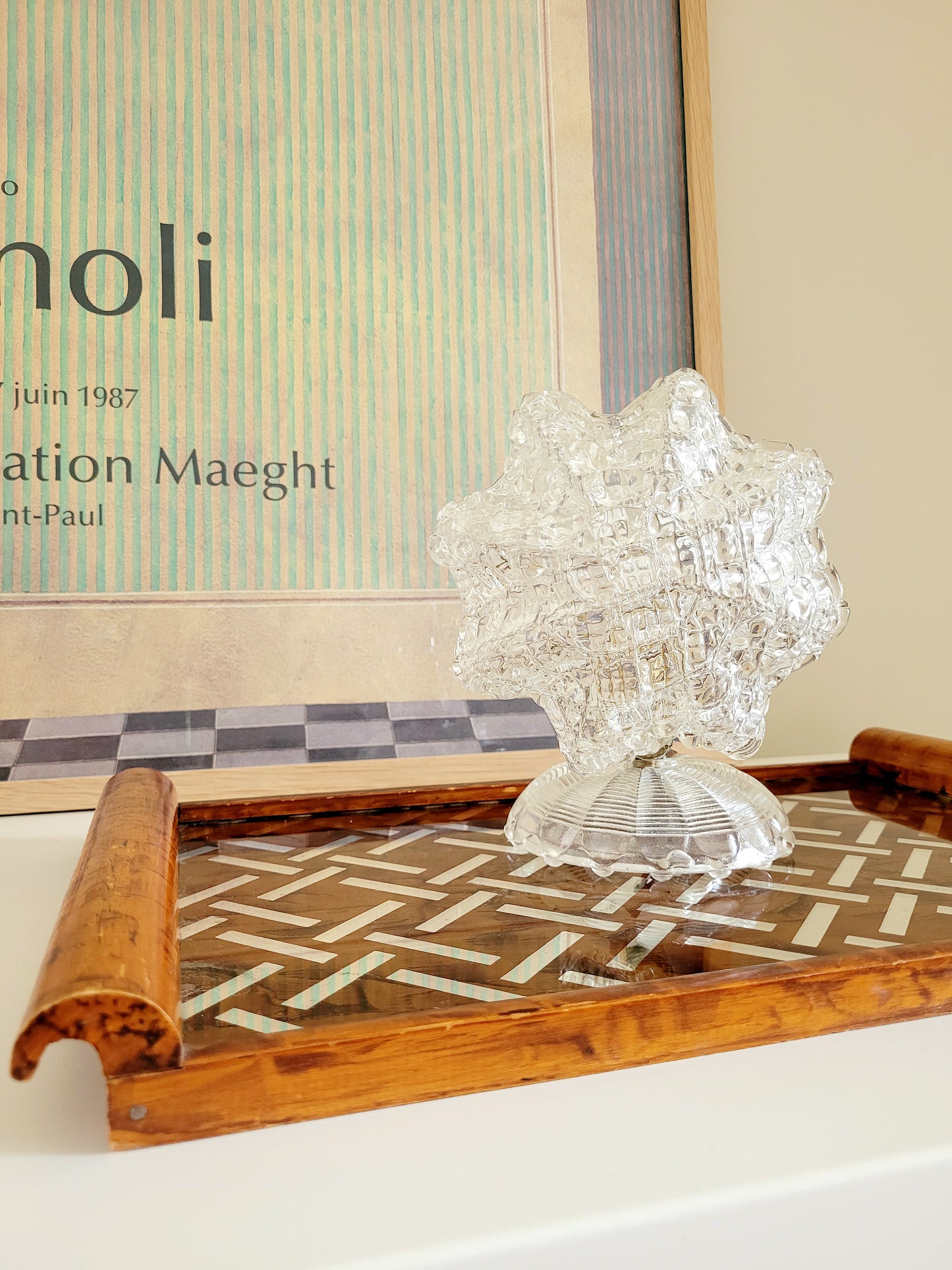 a vintage Murano glass table lamp with starburst shape