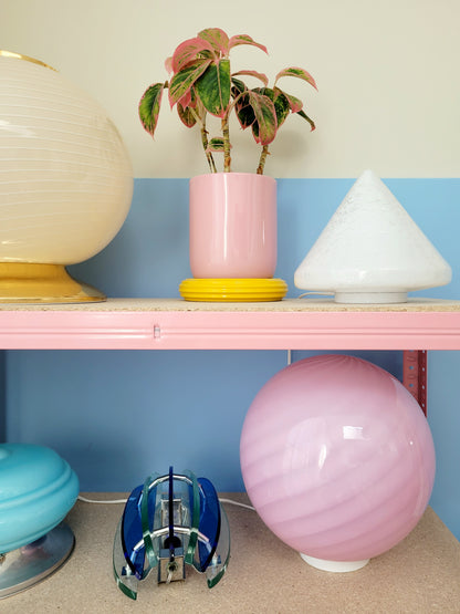 bubblegum pink swirl table lamp